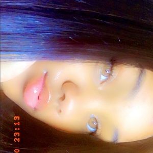 Meet your Posher, Malika